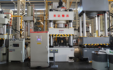徐州生產(chǎn)500噸四柱液壓機(jī)廠家哪里好？